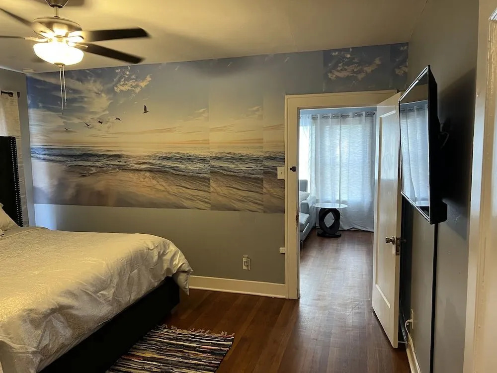 Cozy Downtown 2 Bedroom home