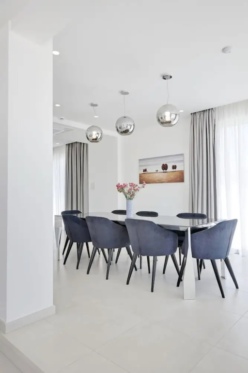 Royal Elite Luxury Home