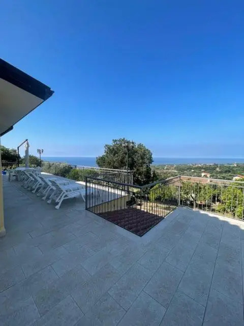 Villa Karillos