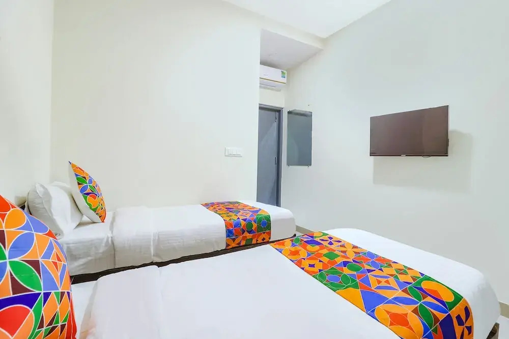 Fabexpress Athasri Inn Hsr