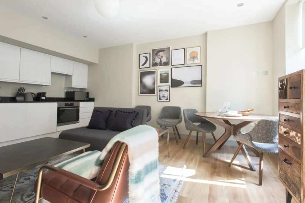 The Mayfair Parade - Trendy 1bdr Pied-a-terre in Central London