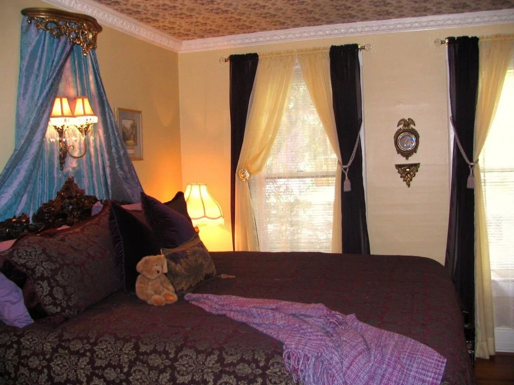Larelle House Bed and Breakfast