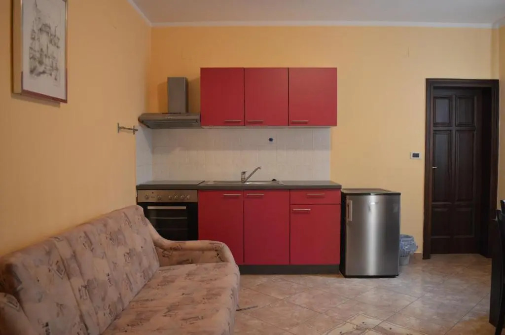 Apartments Sandra with free private parking