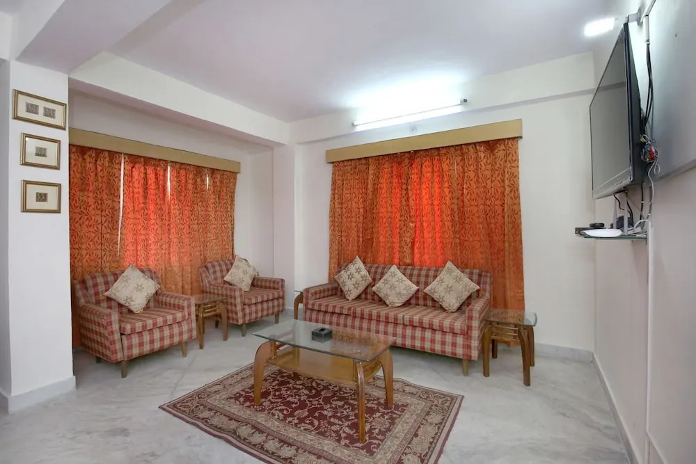 OYO 9839 Home Cozy 3BHK Sanjauli