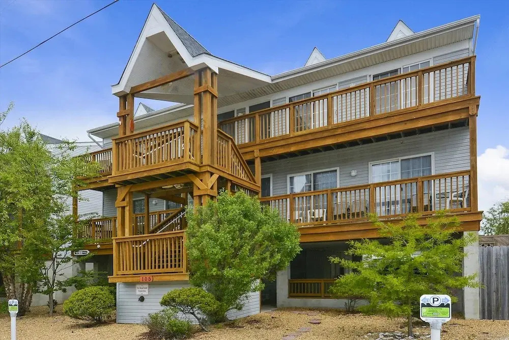 Rainbow Cove 105a Dagsworthy St. by Long & Foster