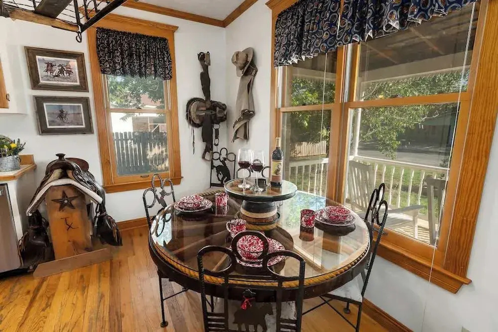 Texas Charm Texana - 15 min Walk to Main