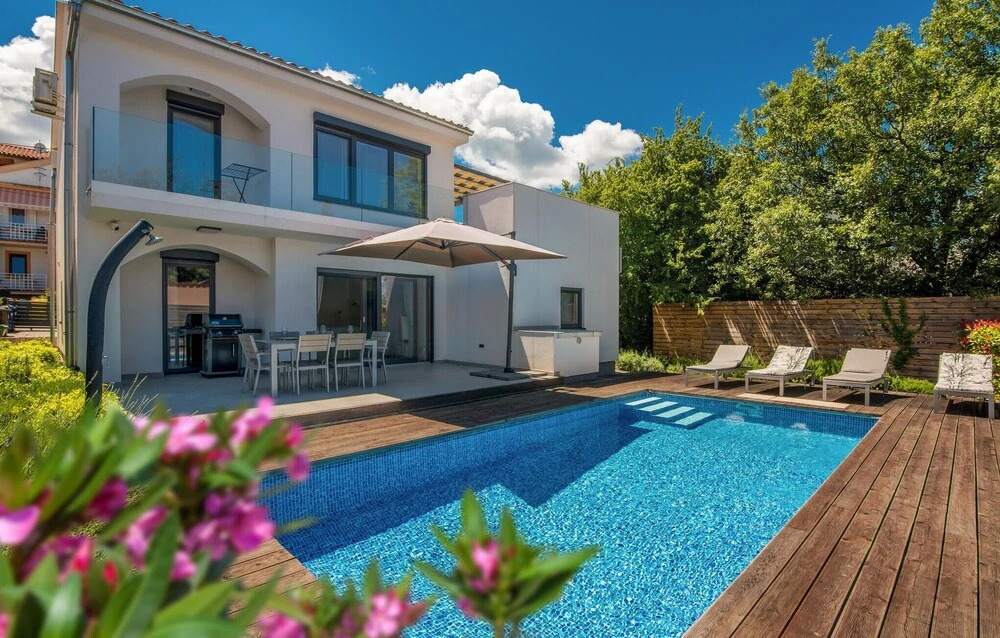 Beach Front Home In Malinska