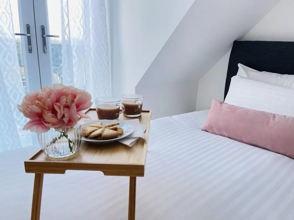 Quartz Apartment in Cambridge