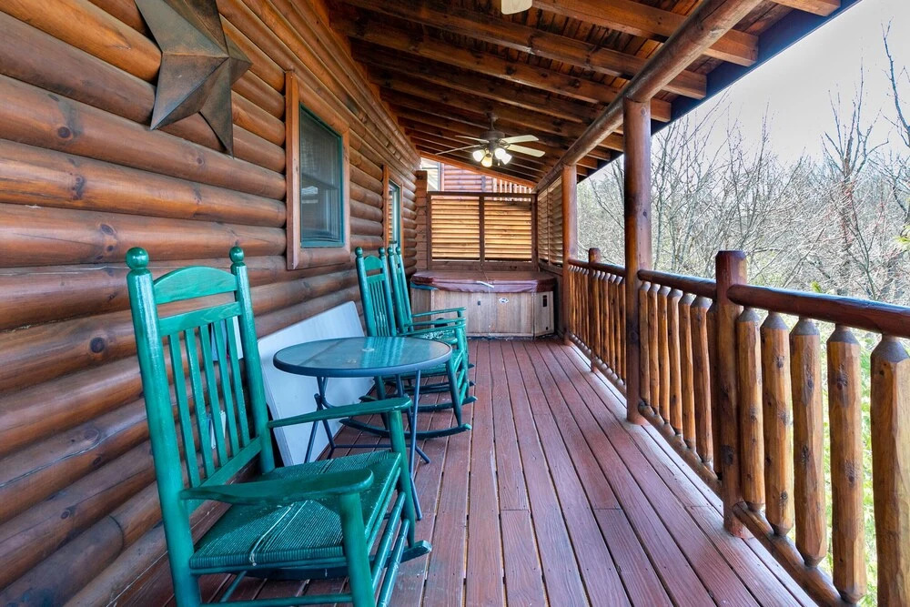 SmokyStays 5 Bedroom Cabin