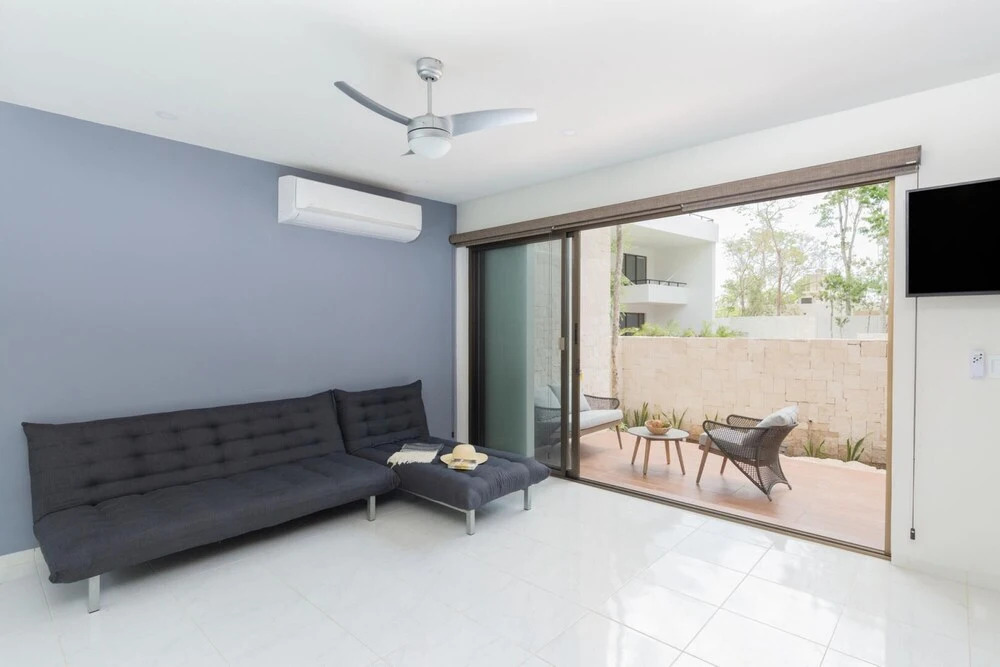 Amazing 6 Apts 12br Perfect for Large Groups Shared Pool With Sundeck in Downtown Tulum