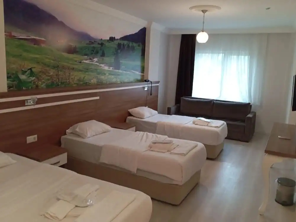 Larok Hotel