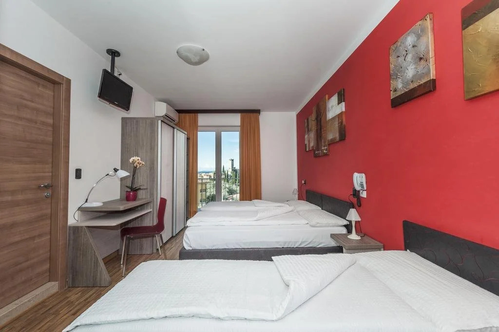 Hotel Garni Ischia