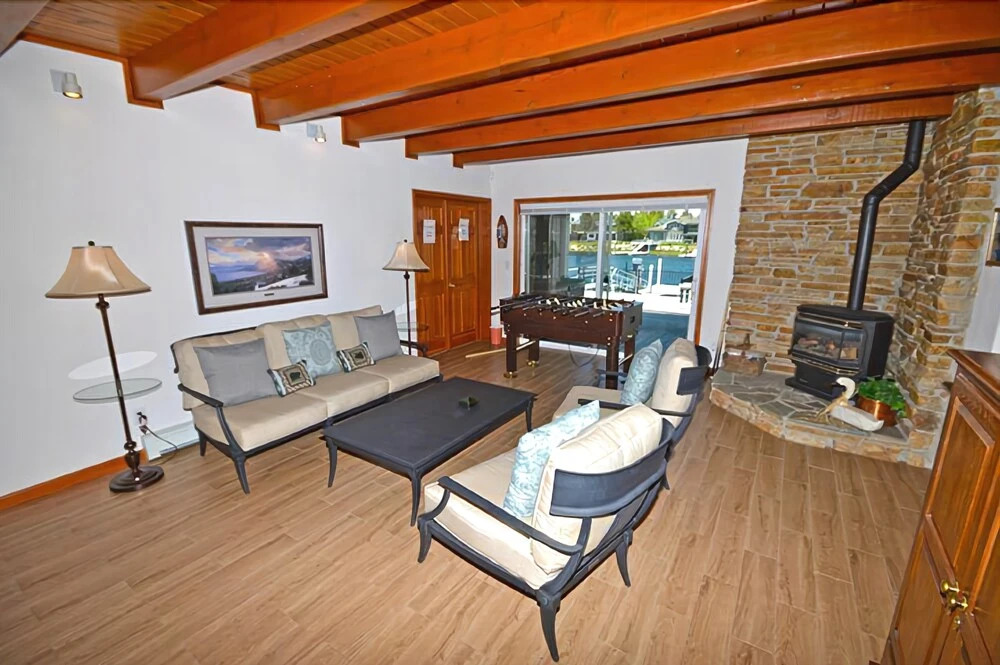 2203 White Sands Drive 4 Bedroom Home
