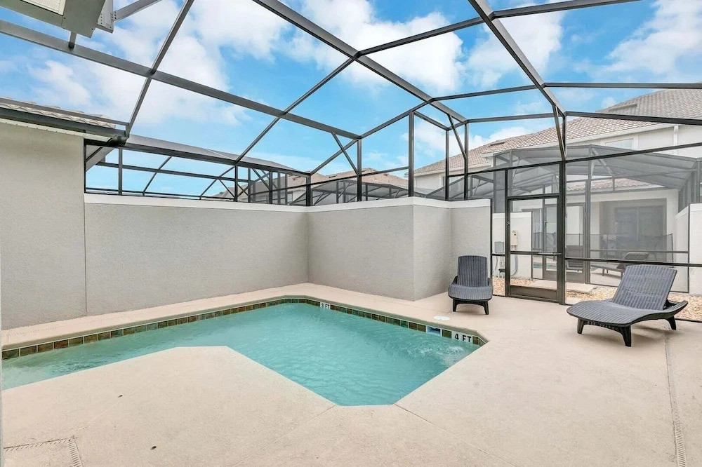 Private Pool! 8 Min to Disney