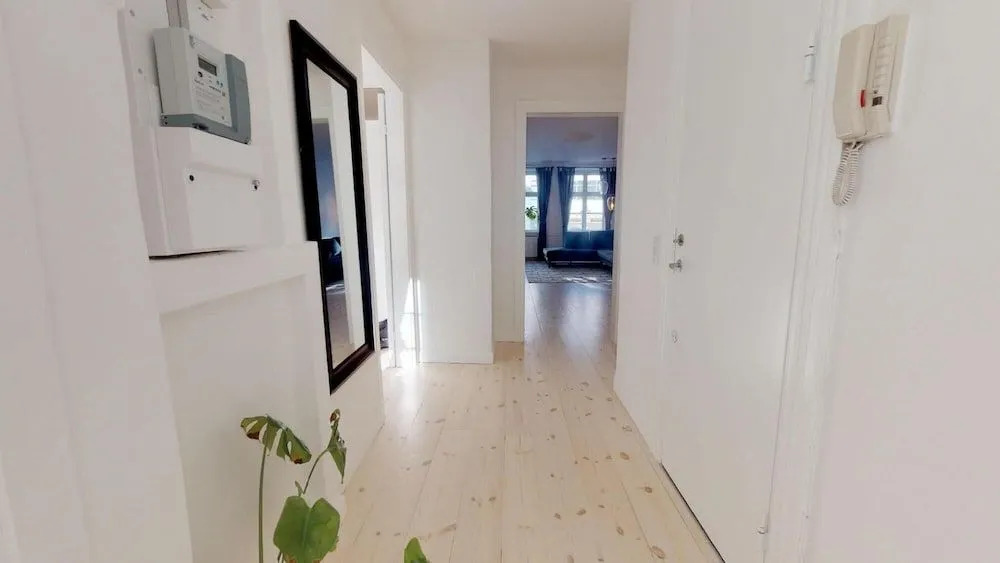 189M2 New Luxury Apt - City Centralprof Cleaning