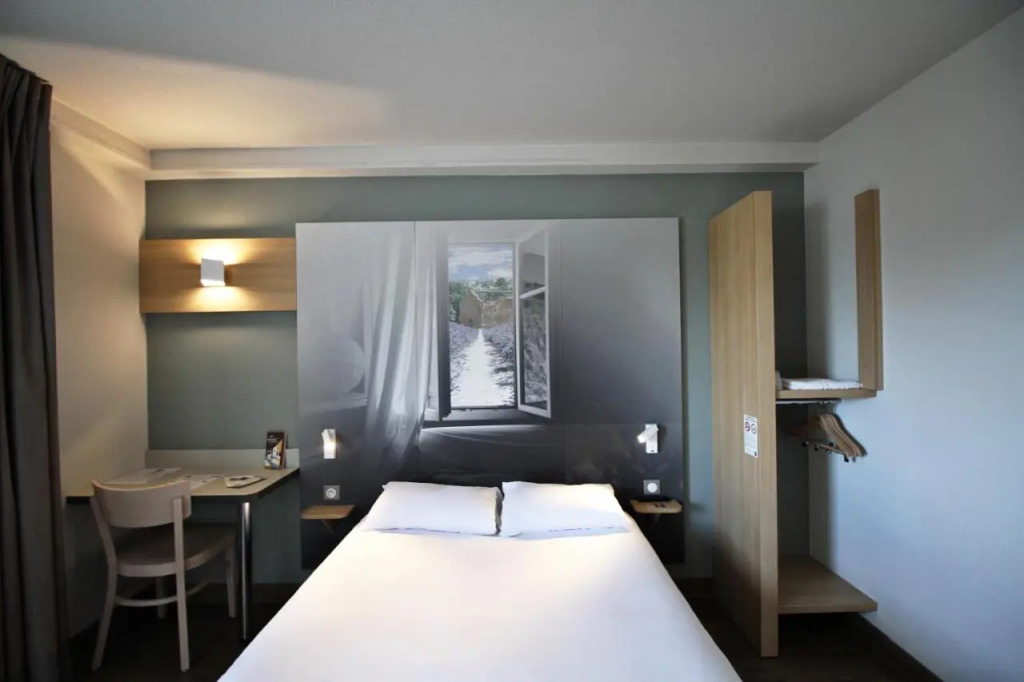 B&B HOTEL Valence TGV Romans