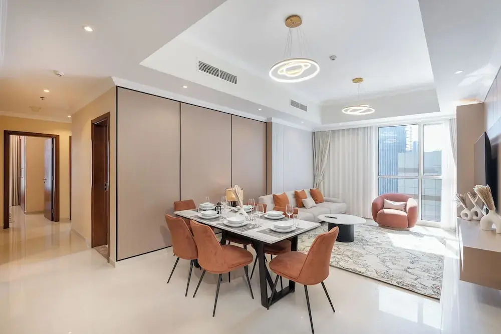 Heaven Crest Vacation Homes Downtown - Studio, 1, & 3 Bedroom Suites 2 minute walk to Dubai Mall and Burj Khalifa