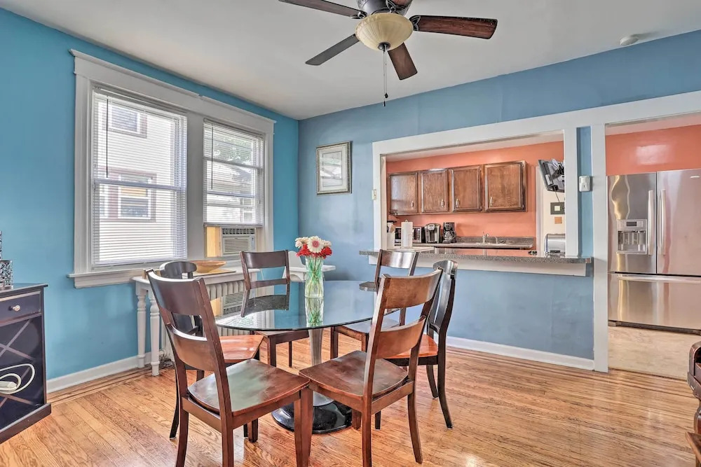 Backyard Patio! Philly Stay Near Lincoln Financial