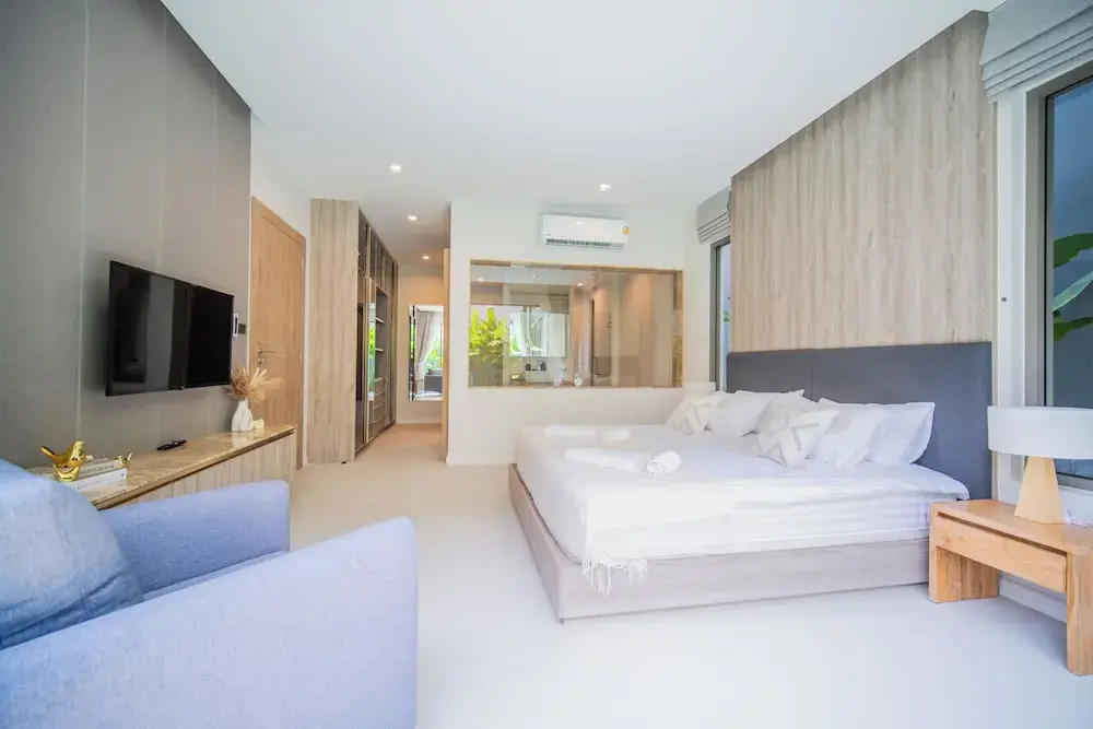 Zenithy 3BR Villa with Pool by NLA