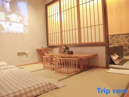 Sishitang Hot Spring Cinema Hotel (Nanjing Laomendong Confucius Temple Branch)