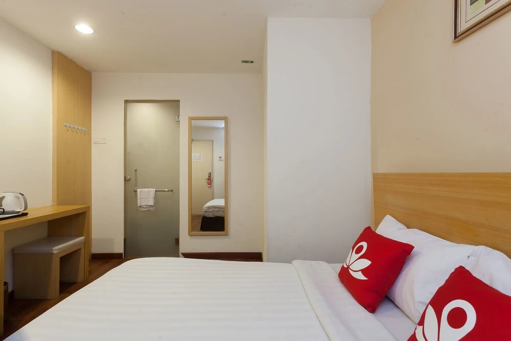 ZEN Rooms Opposite YMCA