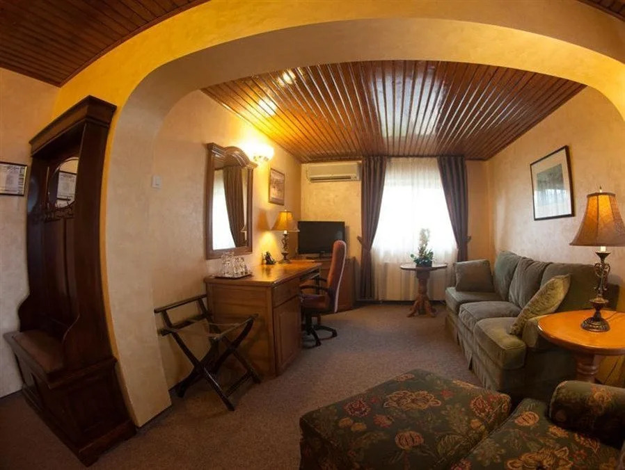 Hotel Little Texas