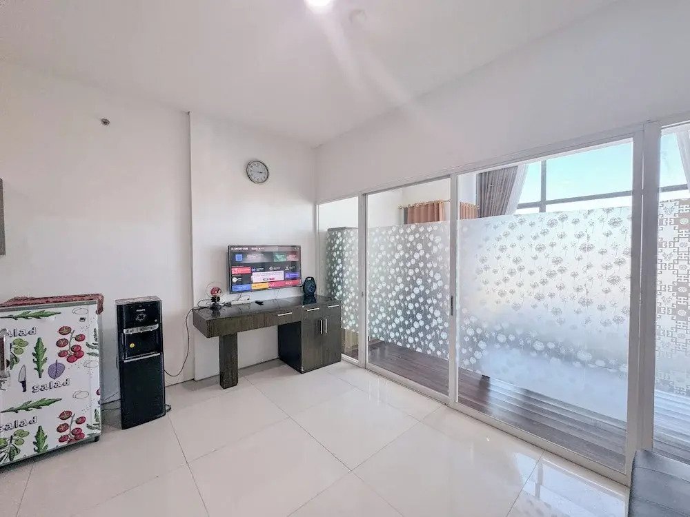 Good Location And Relaxing 1Br Apartment At Aryaduta Residence