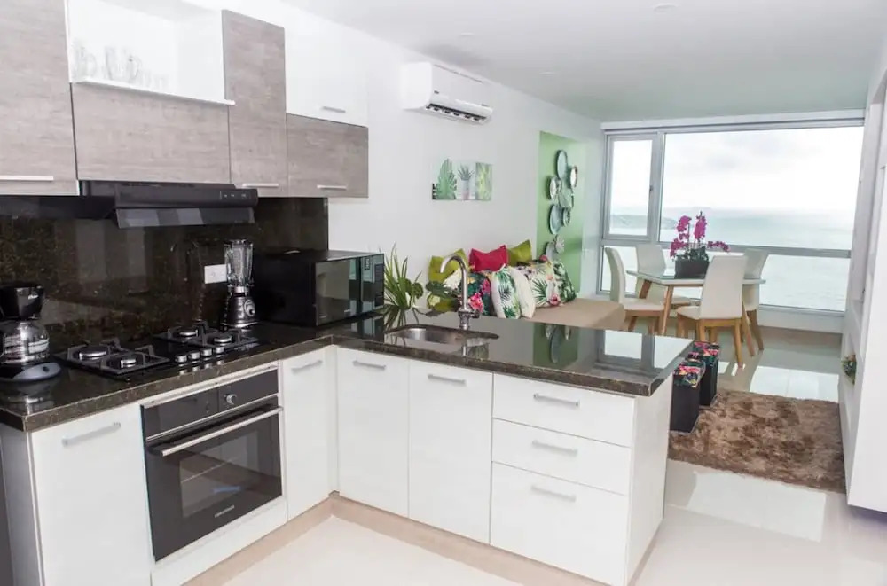 1 Bedroom Ocean View Apartment