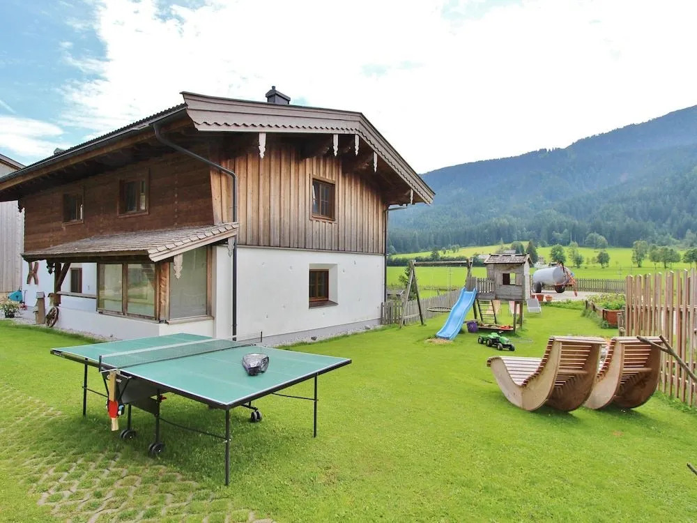 Apartment Leogang near Ski Slopes