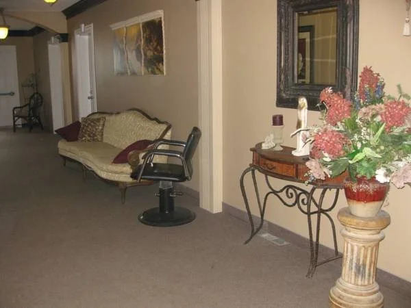 Motel Cle O Spa Inn