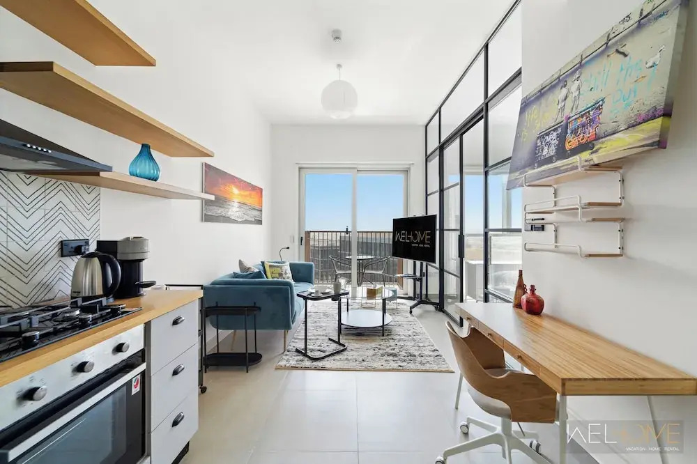 WelHome - Beautiful 1BR Apt in Dubai Hills with City View