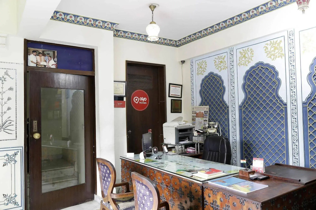 Rani Mahal Hotel