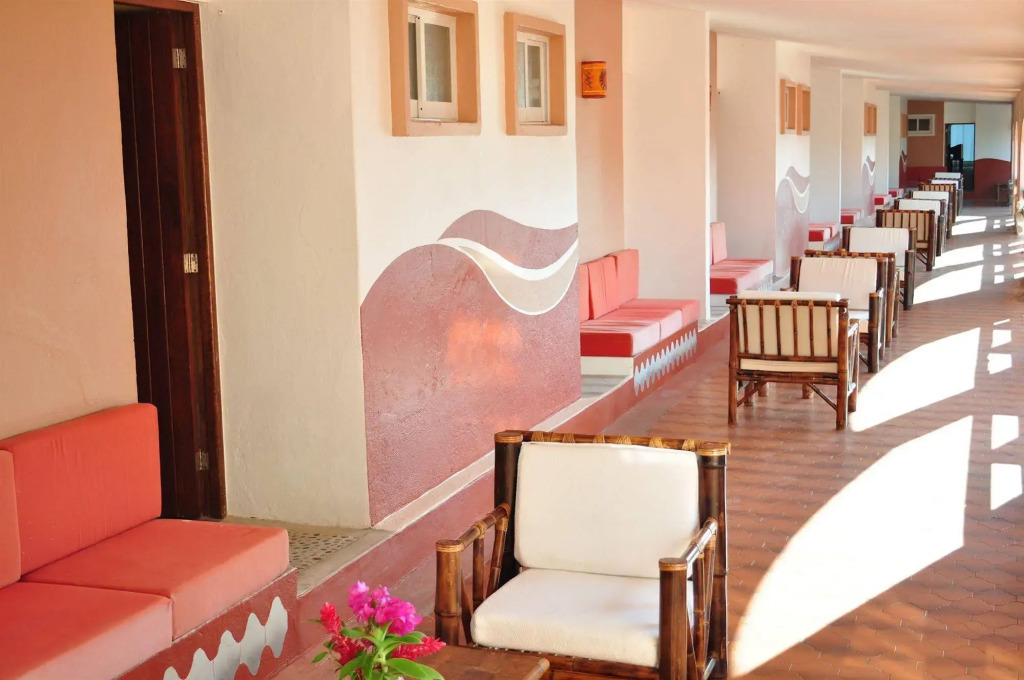 Hotel Zihua Caracol