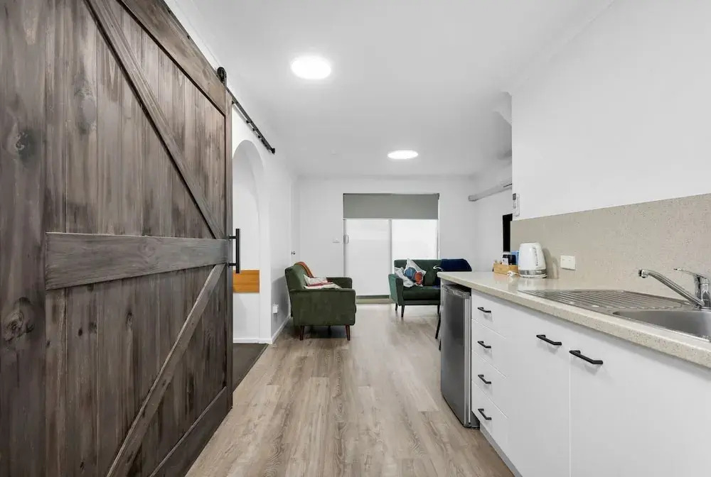 Elphin Serviced Apartments