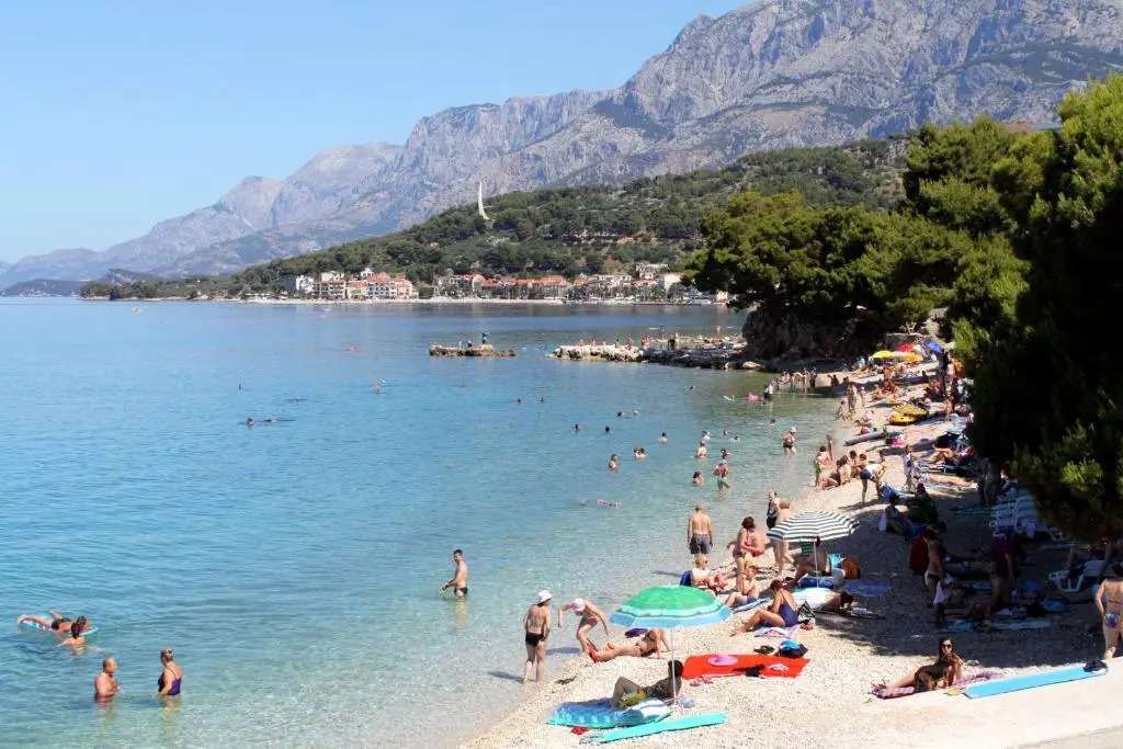 Family friendly apartments with a swimming pool Podgora, Makarska - 18920