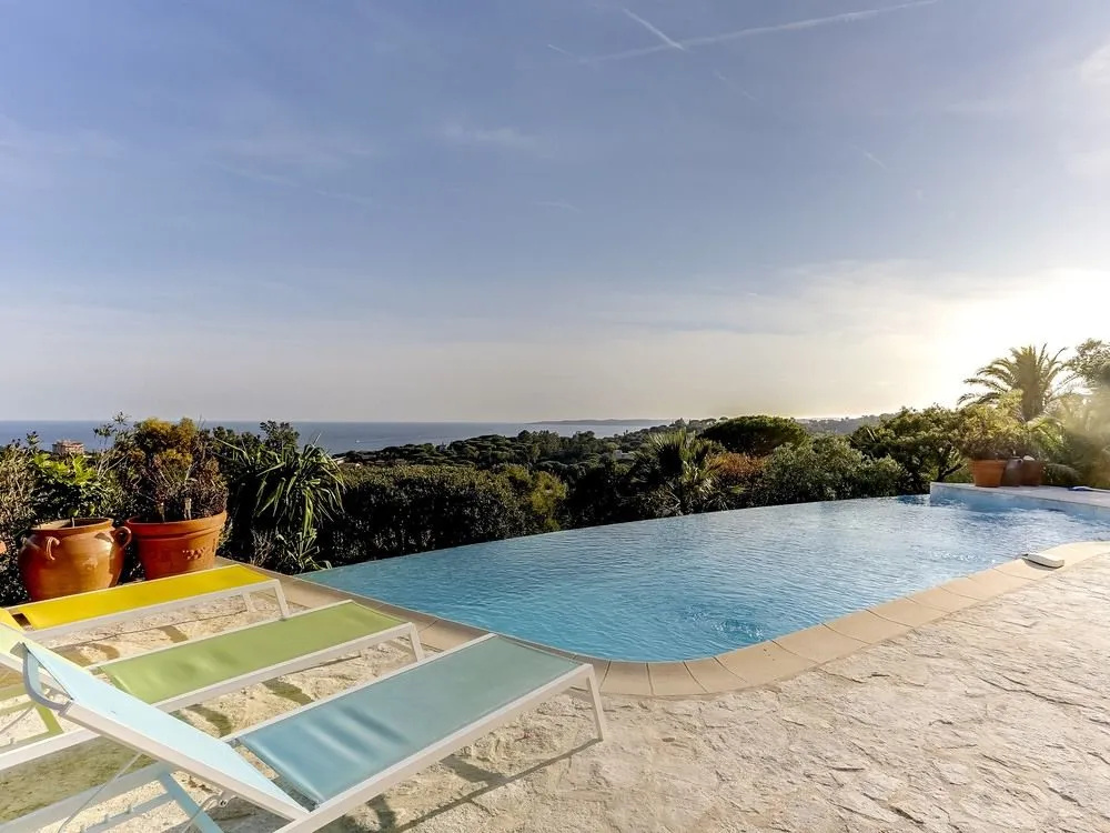 Le Bougnon Villa 4ch Piscine vue mer