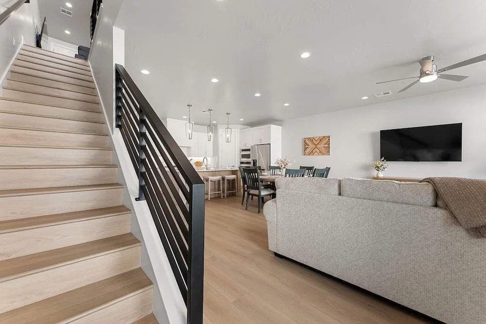 Desert Family Fun 4 Bedroom Townhouse