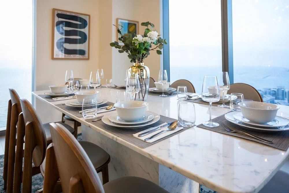 Waves - Sea View Luxury 3 Bedroom Apartment With Balcony