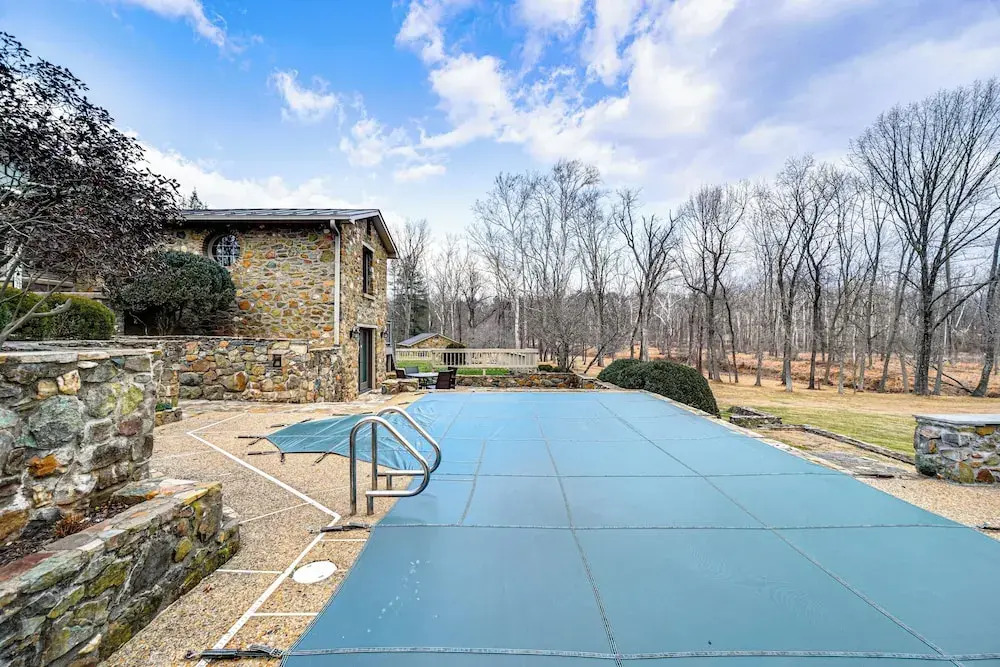 Aldie Home w/ Private Pool: Near Wineries!