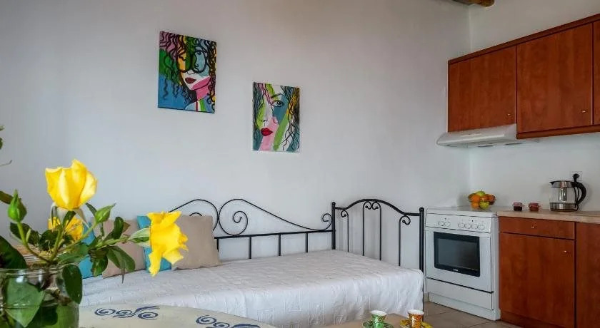 Loukia Apartments