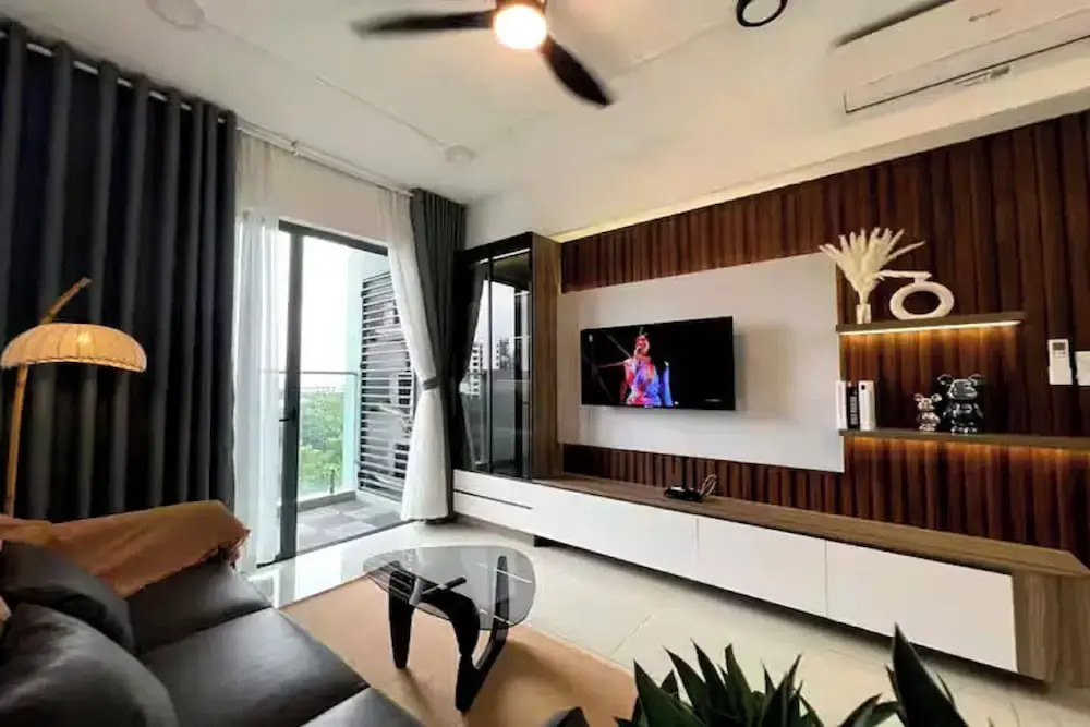 Sai Gon Airport The Prince Residence