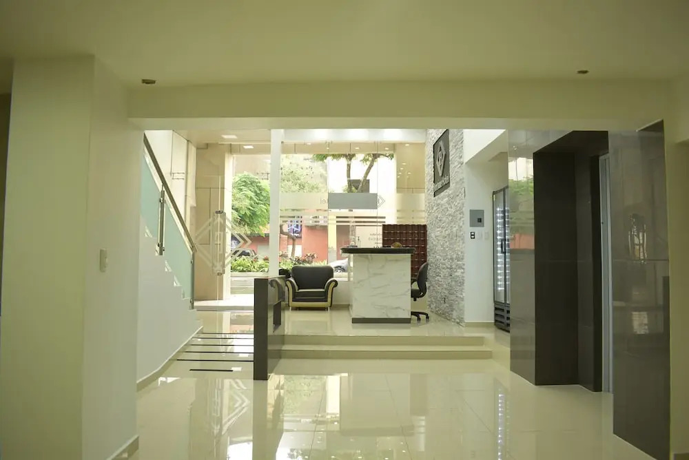 Fortune Hotel