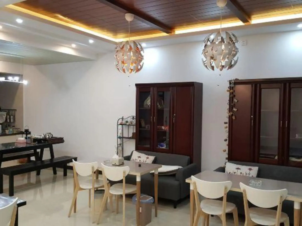 Chuxia Boutique Hotel