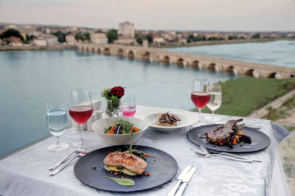 Merit Grand Mosta Spa Hotel & Casino