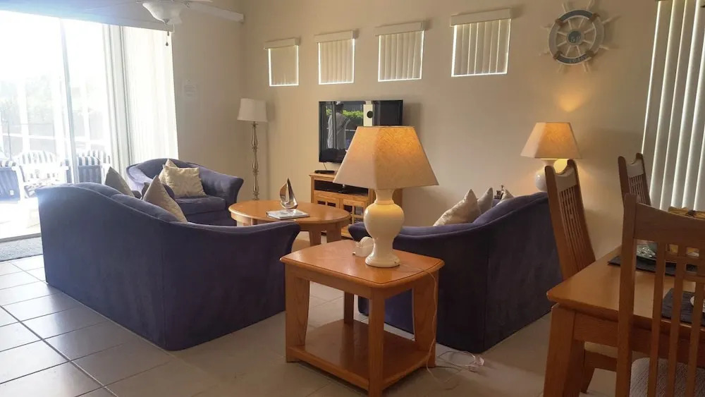 South Facing Pool And Spa With Conservation View Close To Disney