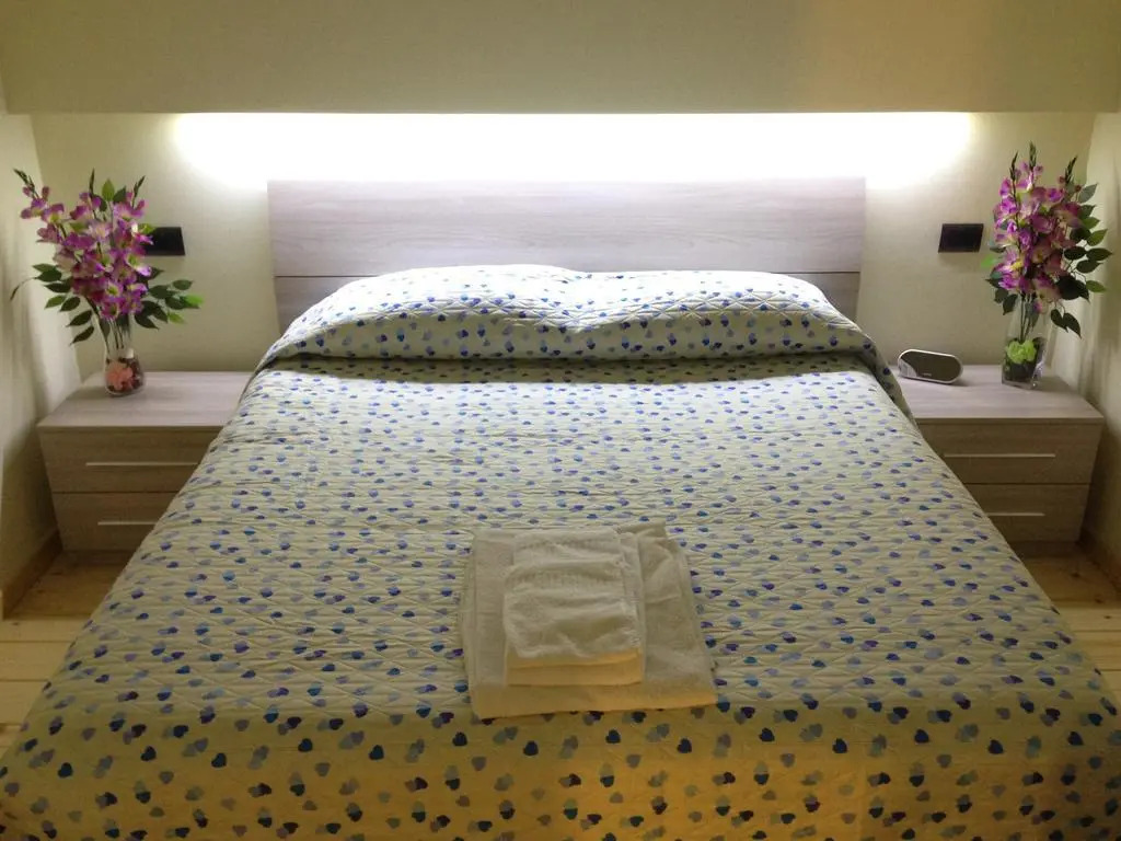 Queen Carolinas Homes - Apartments in Old Town