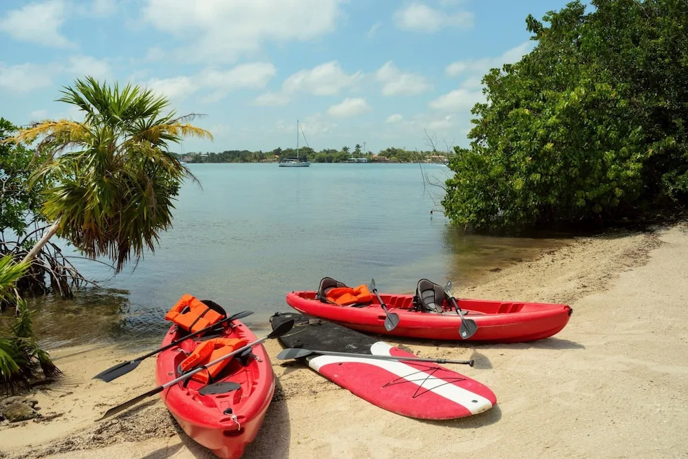 Island Time Gecko - Private Island Beachfront Villa 1 Min From Village