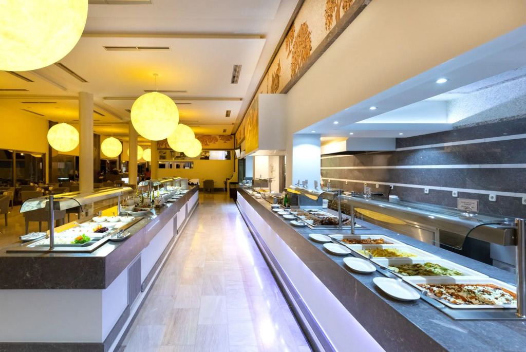 Royal Marmin Bay Boutique & Art Hotel