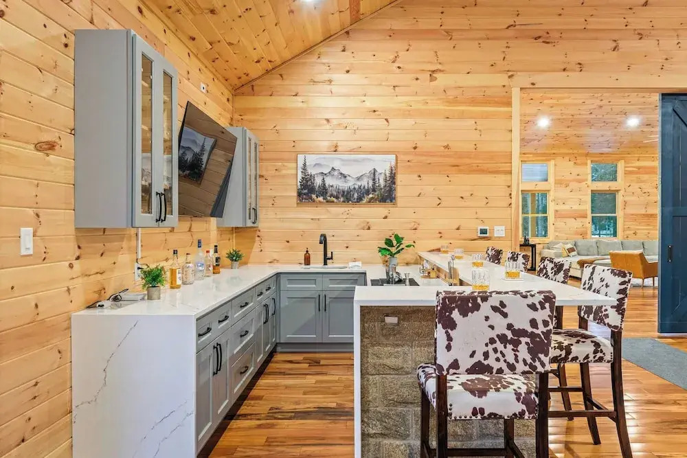Grand Timber by Avantstay Indoor Pool + Sports Court + Game Room & More!
