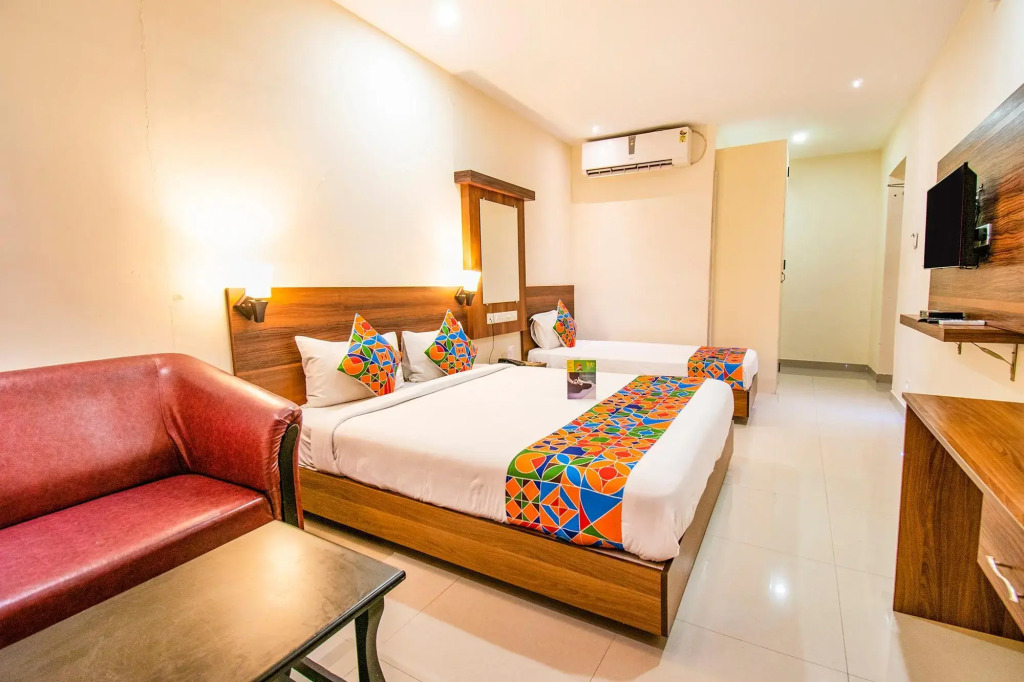 FabHotel Thejas Paaradise - Nr Coimbatore Institute of Technology